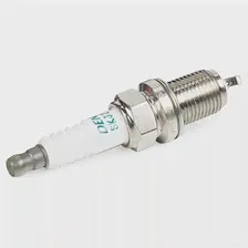 Свеча зажигания DENSO SKJ20CR-A8 S16 3 371 808823